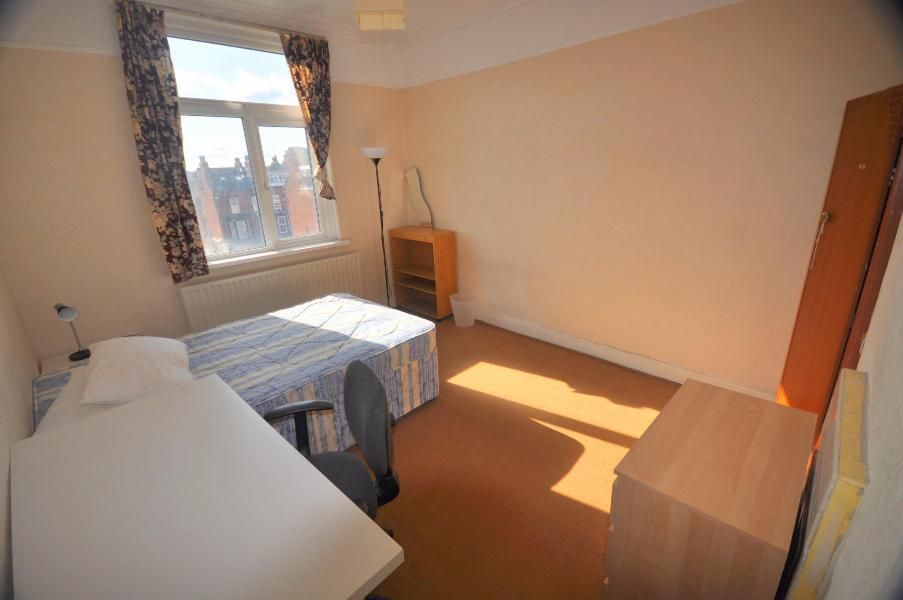 Property photo 3 of 8