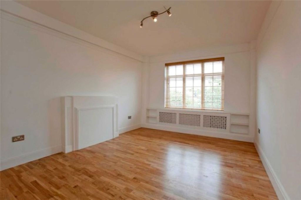 Property photo 3 of 7 Photo 3