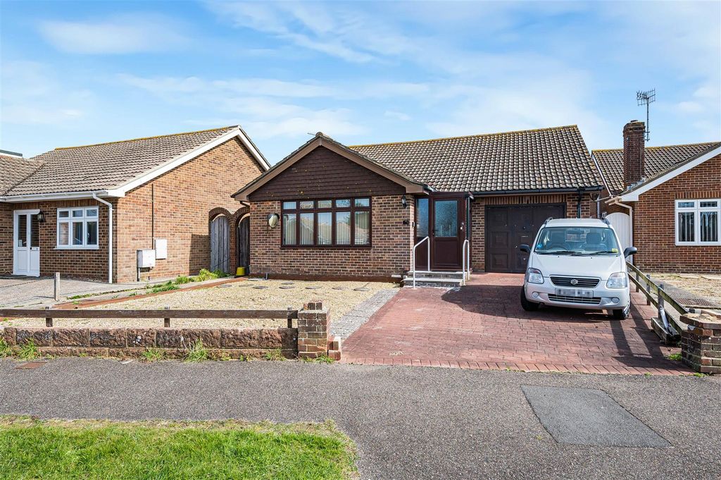 Property photo 1 of 10 Front Elevation