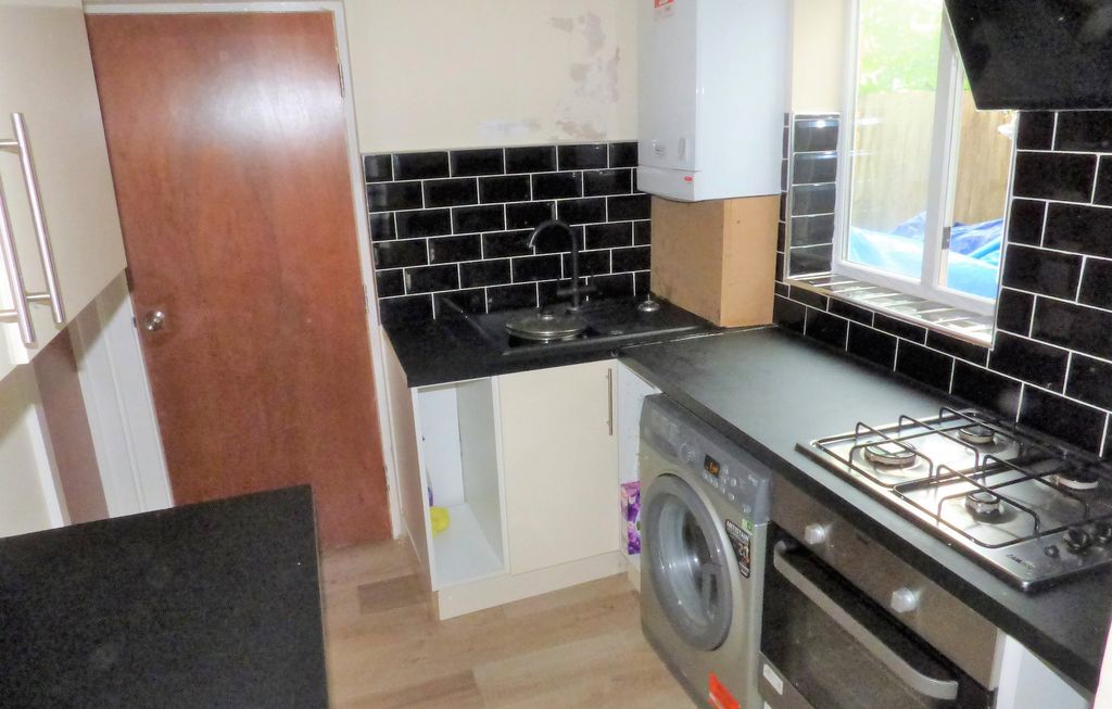 Property photo 3 of 4