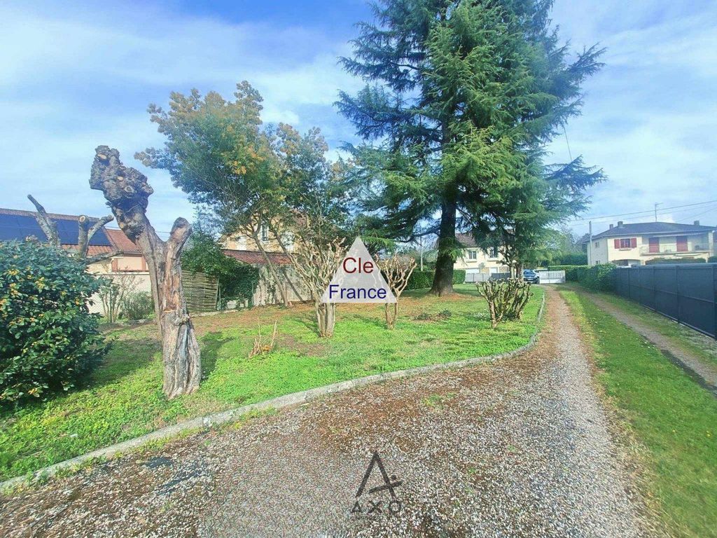 Property photo 2 of 10