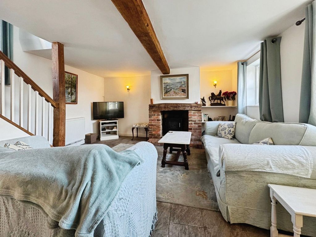 Property photo 3 of 18