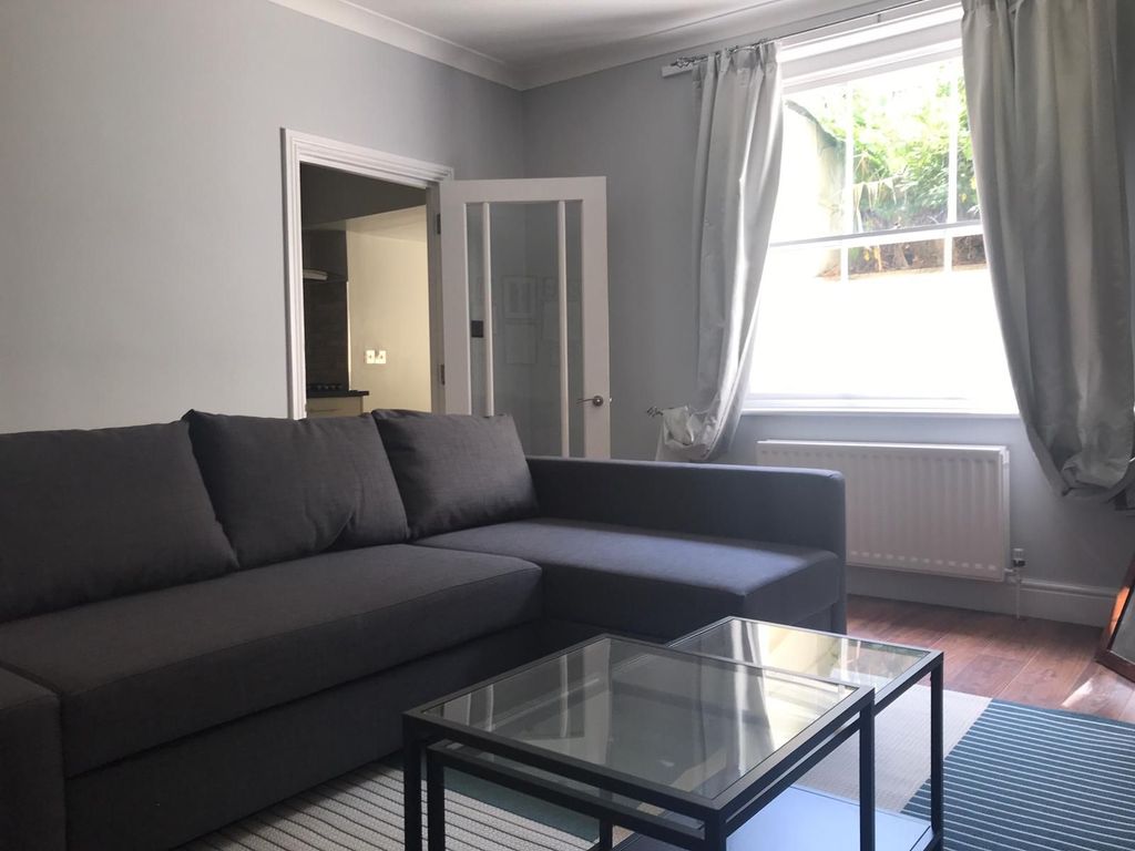 Property photo 1 of 16 Living Room/Gas Central Heating