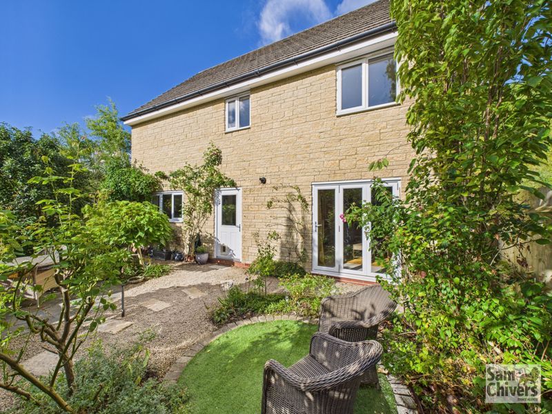 Property photo 2 of 34 Photo 32