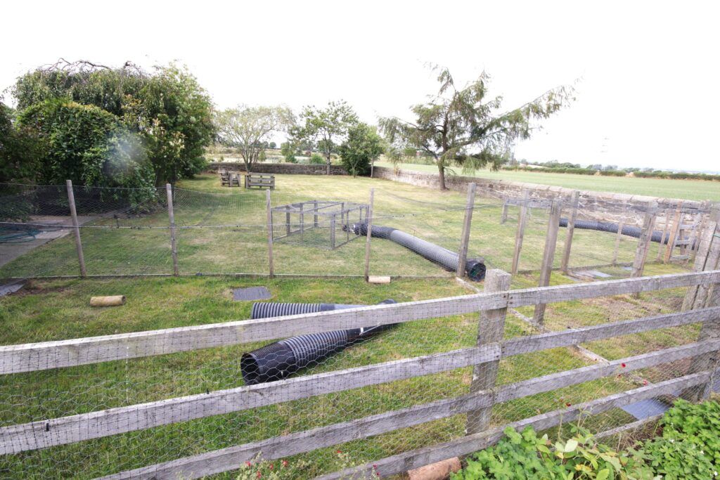 Property photo 2 of 23