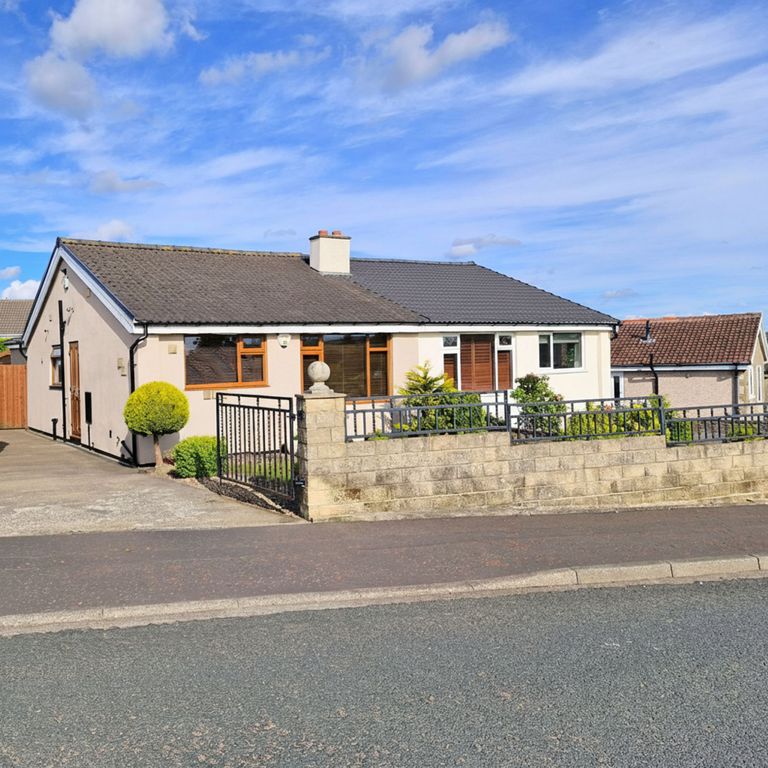 Property photo 1 of 25