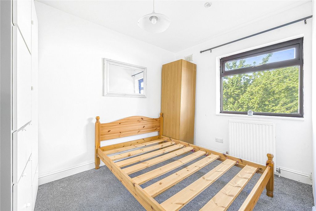 Property photo 2 of 7 Picture No. 04