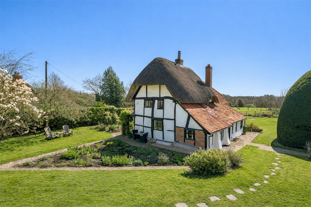 Property photo 1 of 33