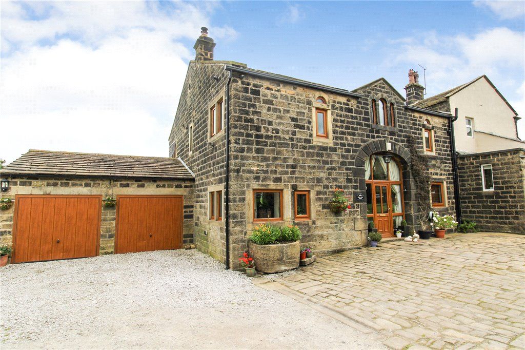 Property photo 1 of 32 External