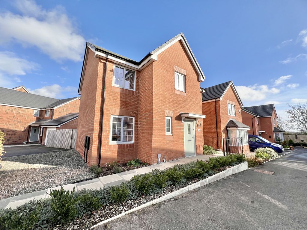 Property photo 1 of 25