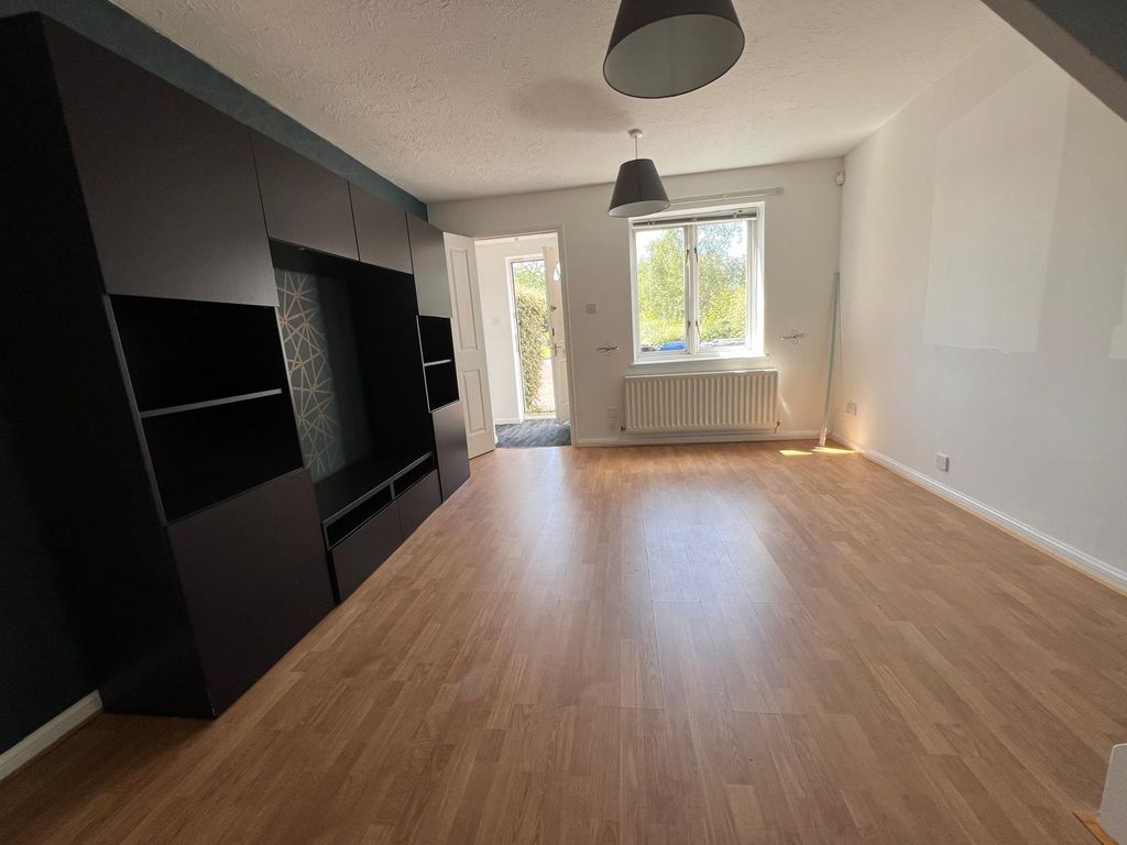 Property photo 3 of 10 Gallery