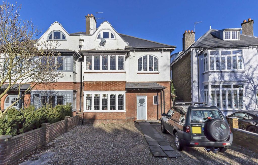 Property photo 1 of 6