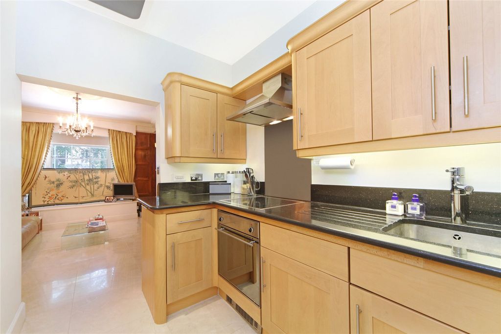 Property photo 3 of 6 Picture No. 07