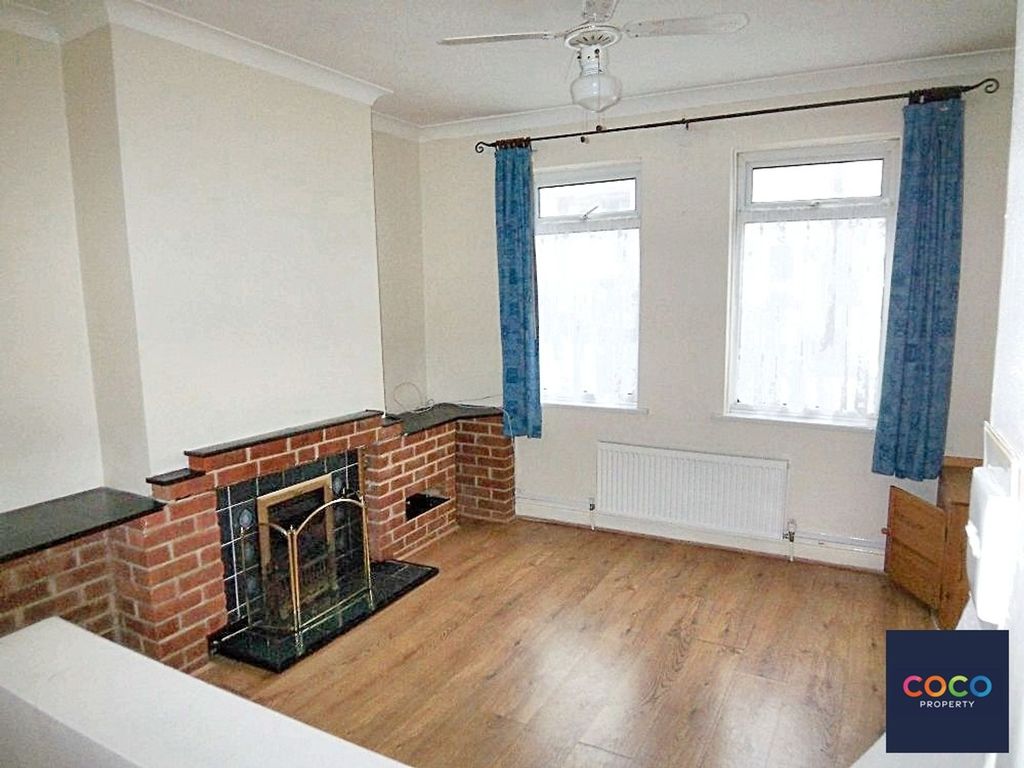 Property photo 2 of 5 Sitting Room