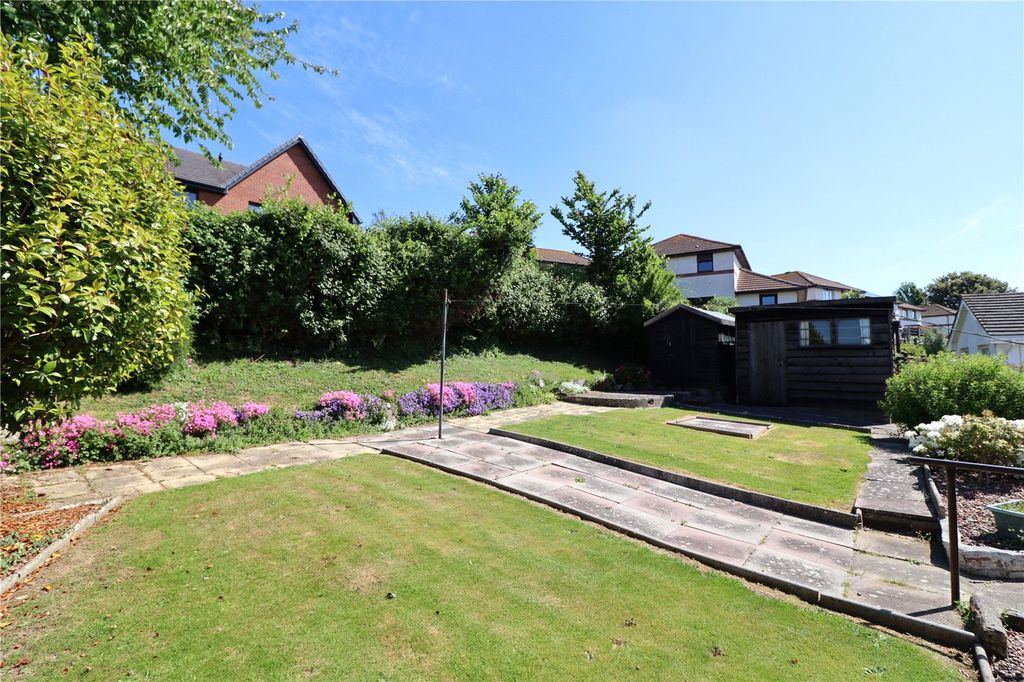 Property photo 2 of 15 Picture No. 23