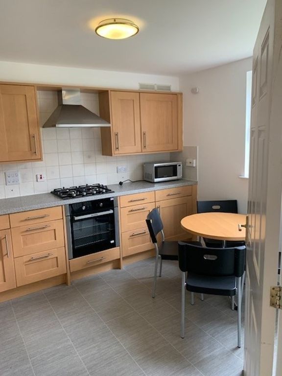 Property photo 3 of 11 76 Mec 5