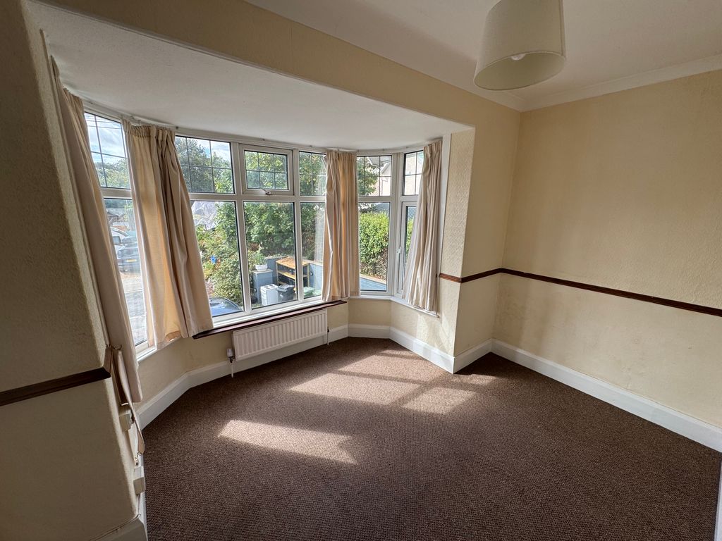 Property photo 3 of 8 Img_2272