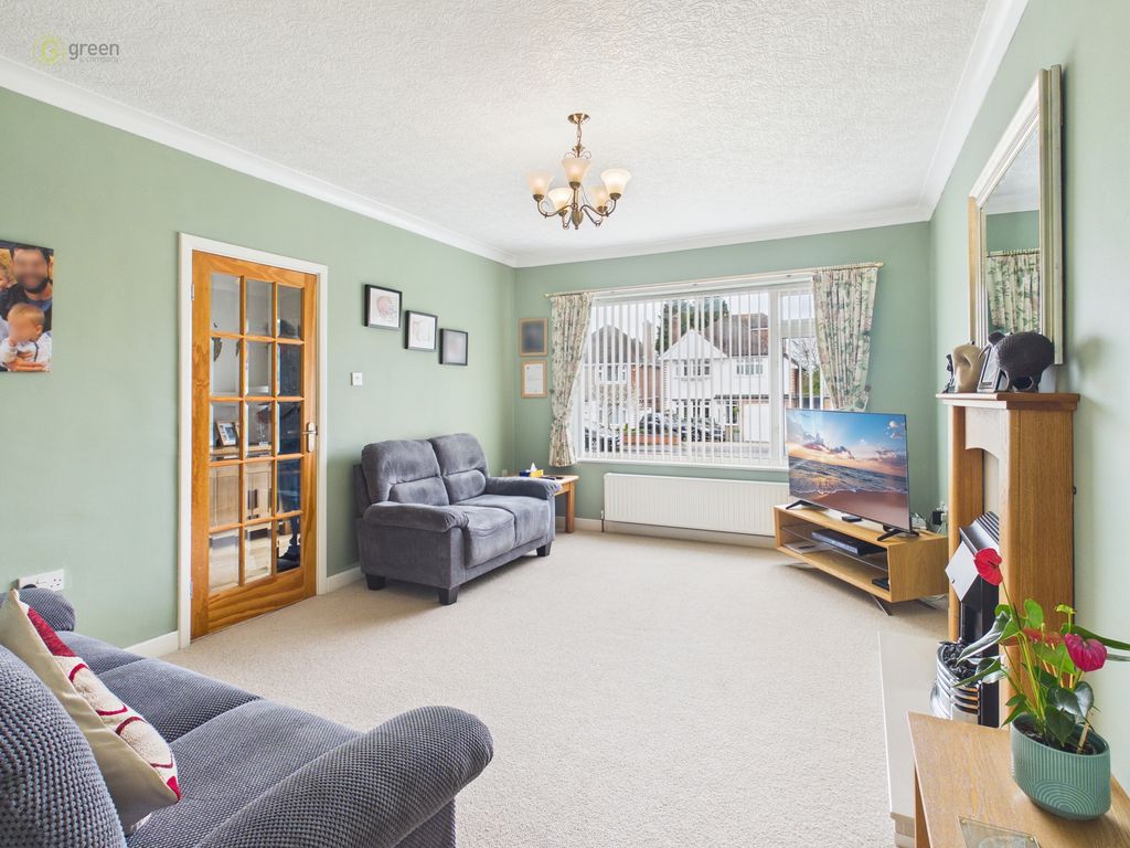 Property photo 2 of 38 Cam05459G0Pr0153Still058