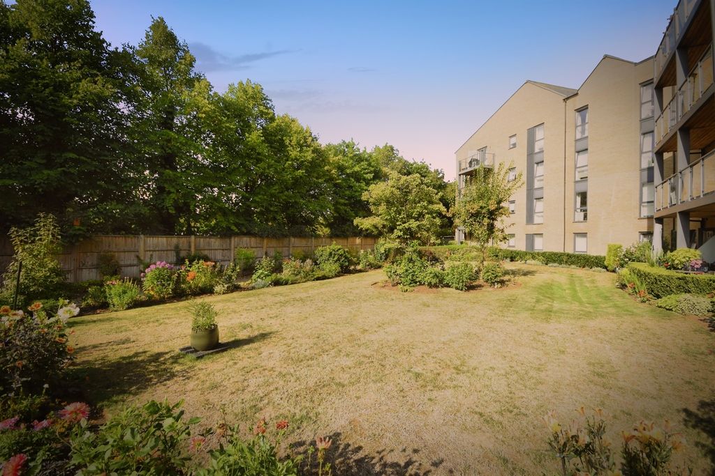 Property photo 1 of 19