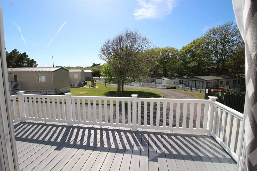 Property photo 2 of 15 Picture No. 02