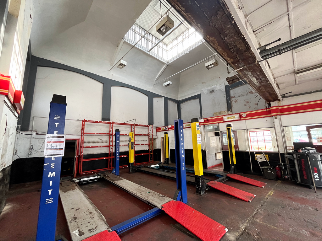 Property photo 2 of 3