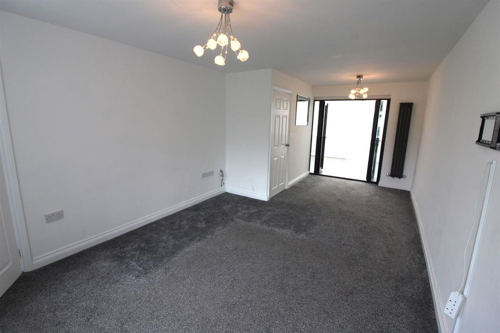 Property photo 3 of 12 Img_0308.Jpg