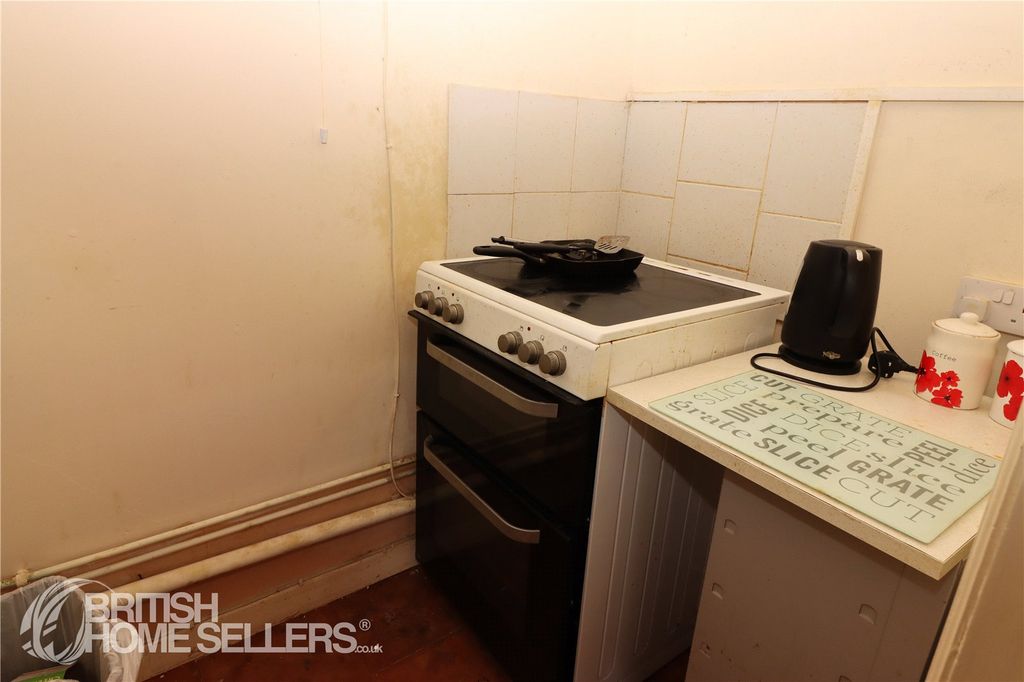 Additional image 15 of 11 bed end terrace house for saleWakeham, Portland, Dorset DT5