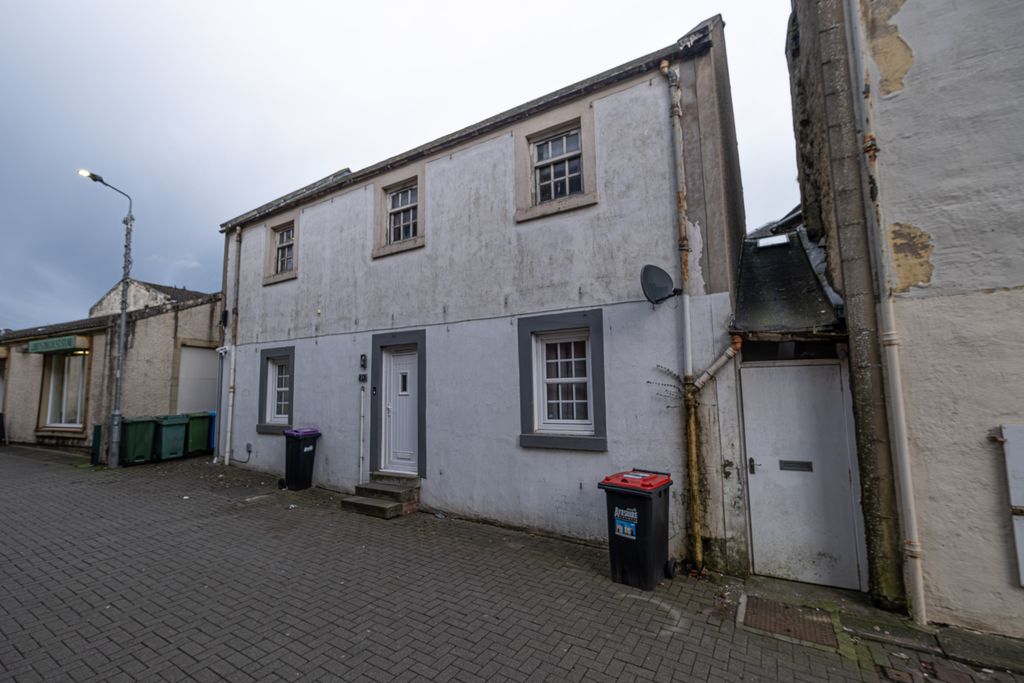 Property photo 1 of 26