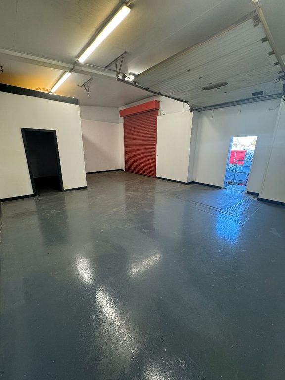 Property photo 3 of 5