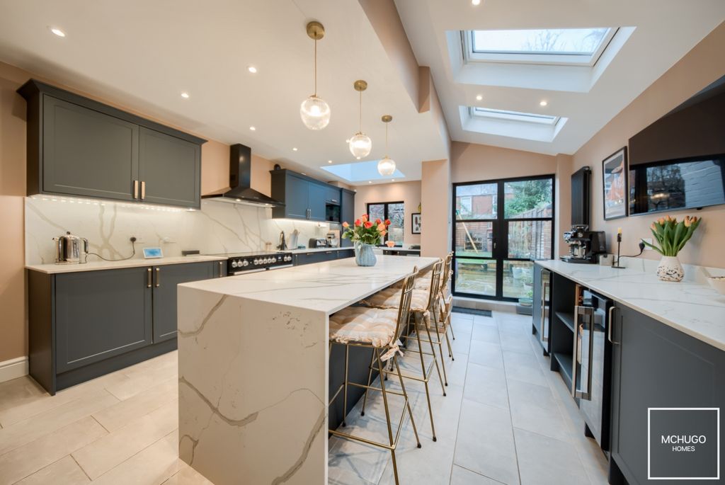 Property photo 1 of 19 Xt5A1658-Hdr(3)