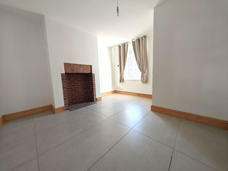 Property photo 3 of 10 Photo 3