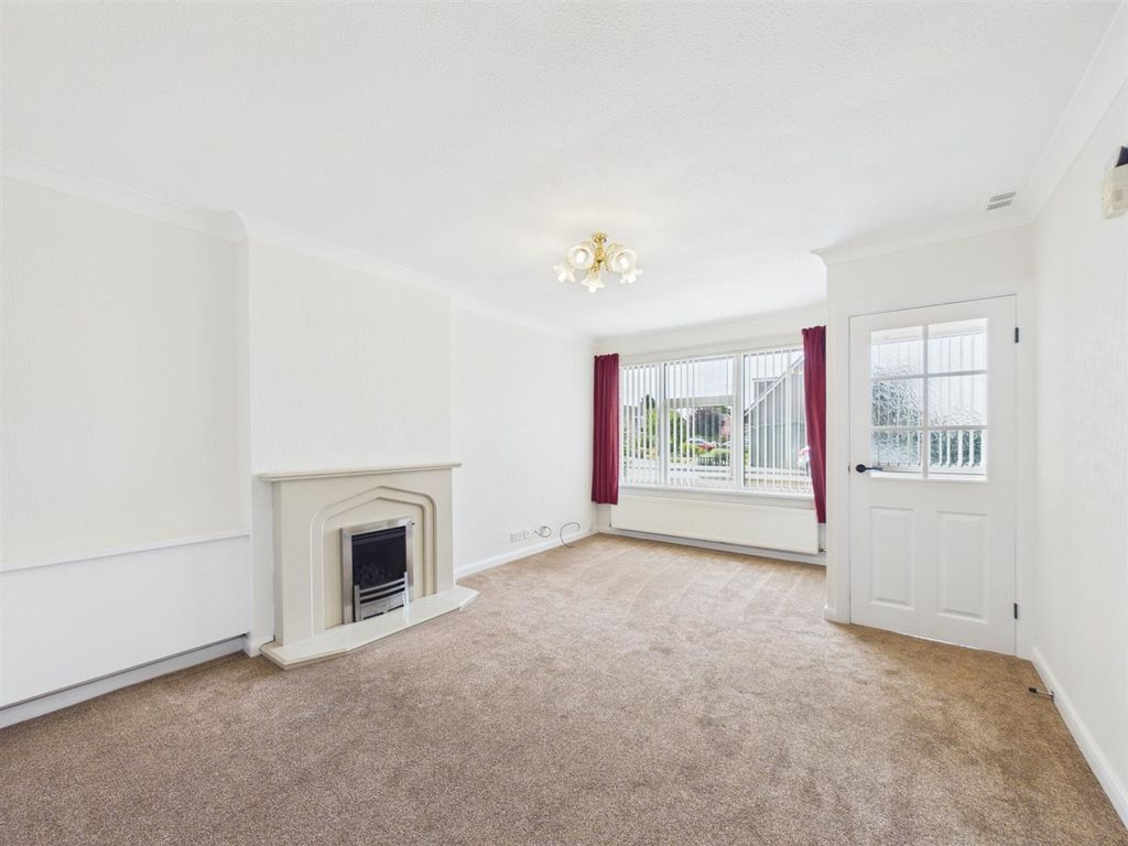 Property photo 2 of 14 Cam01238G0-Pr0682-Still027.Jpg