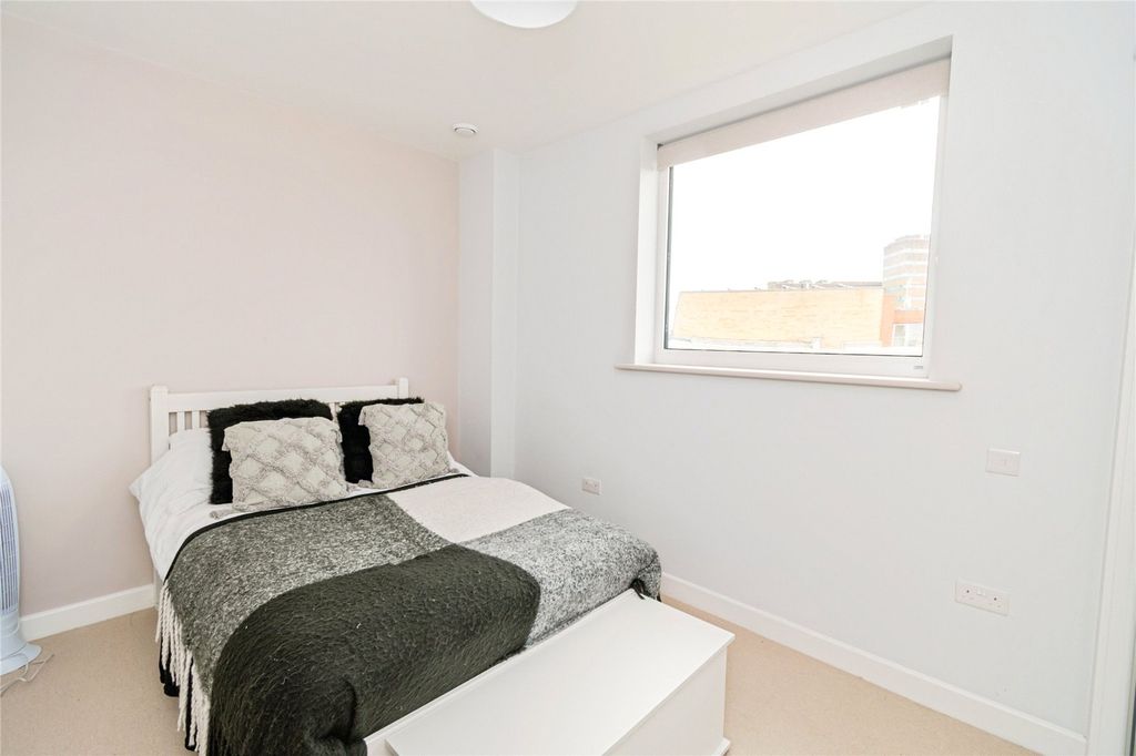 Property photo 2 of 13 Picture No. 20