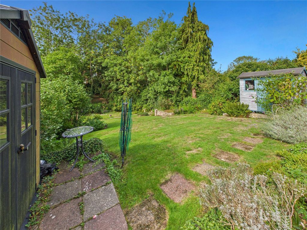 Property photo 2 of 22 Picture No. 26
