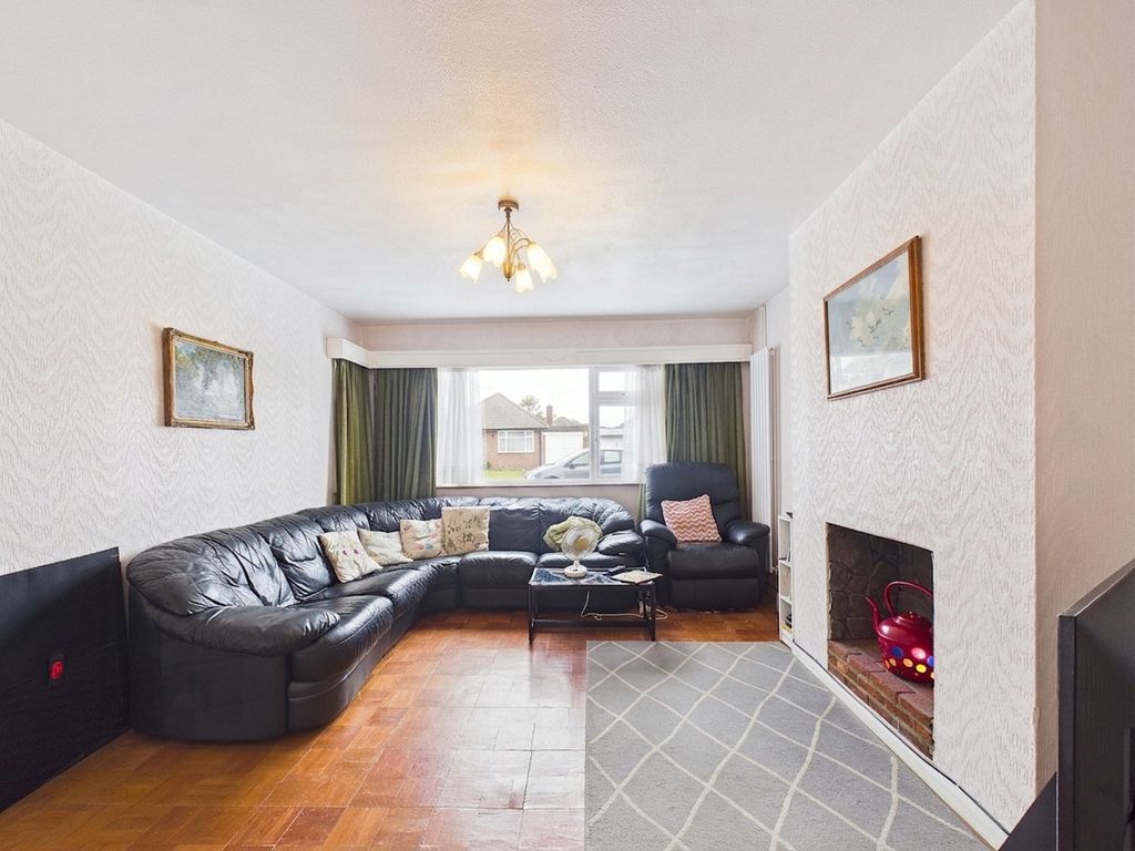 Property photo 3 of 17