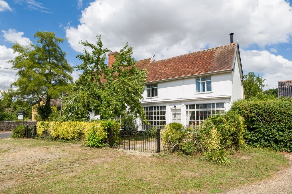 Property photo 1 of 31 Squires-1