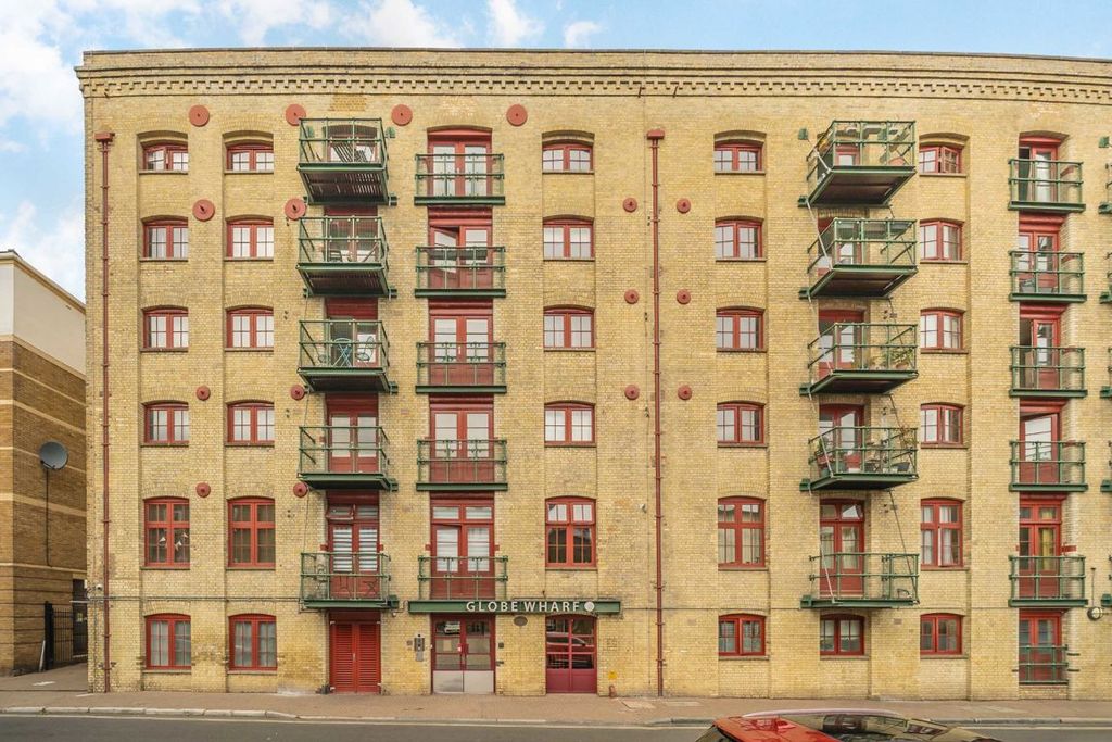 Property photo 1 of 9