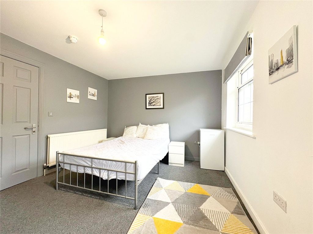 Property photo 3 of 13 Picture No. 08