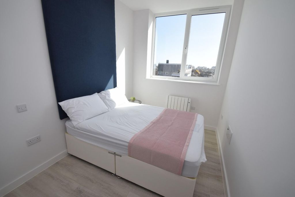 Property photo 3 of 5 57 The Upperton  Bed 2.Jpg