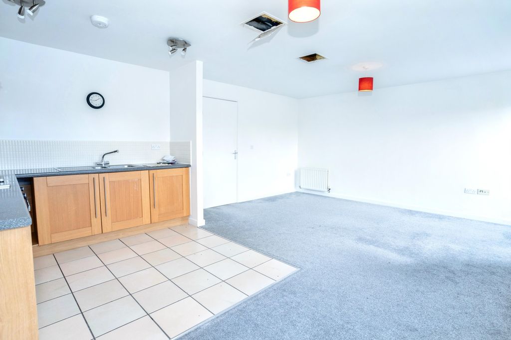 Property photo 2 of 11 Image 1