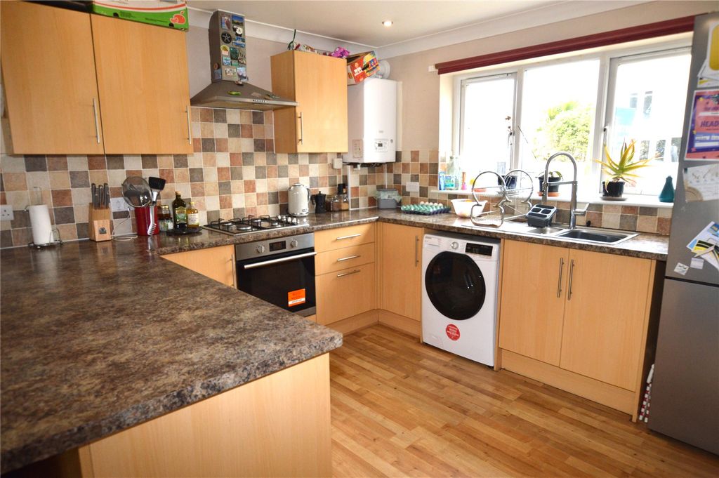 Property photo 2 of 10 Picture No. 06