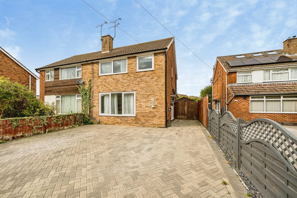 Property photo 1 of 18