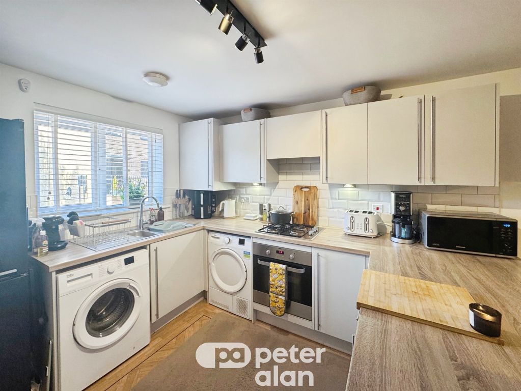 Property photo 3 of 24