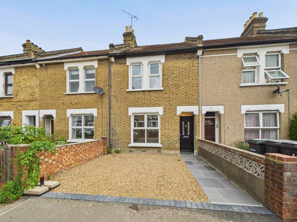 Property photo 1 of 17