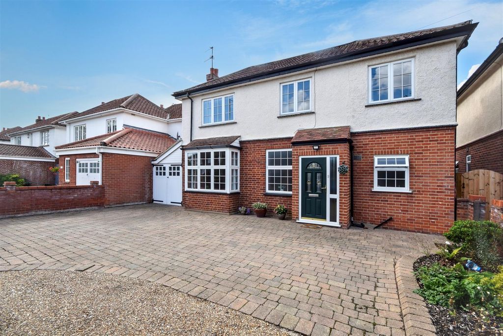 Property photo 2 of 22 21.Jpg