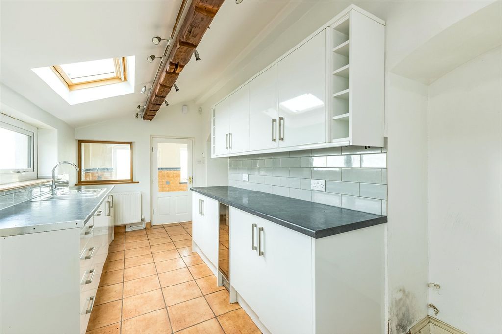 Property photo 2 of 27 Kitchen