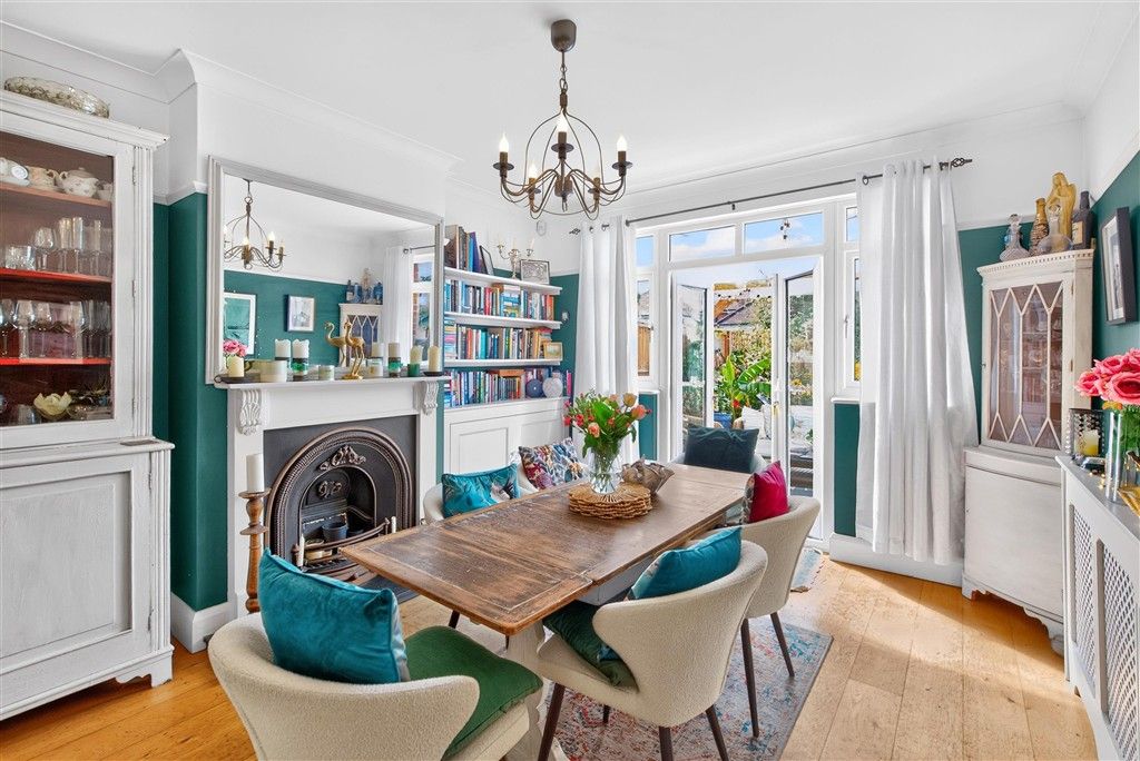 Property photo 3 of 15 Dining Room