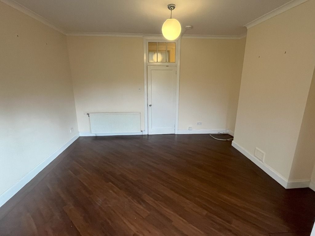 Property photo 3 of 14 Photo 3