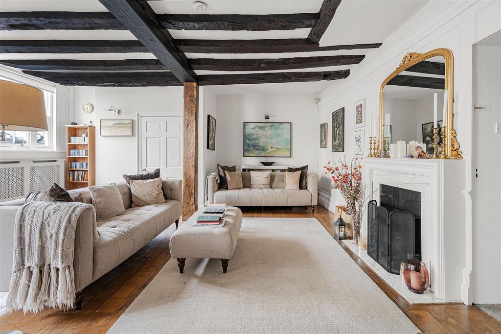 Property photo 2 of 33 4_72967.Jpg