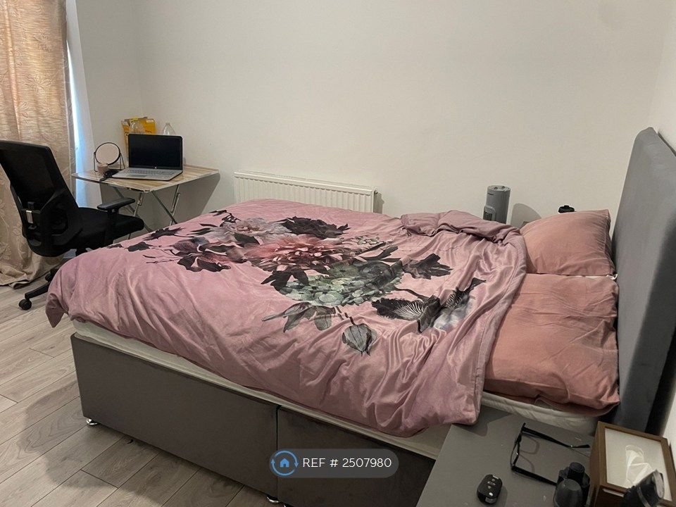 Property photo 1 of 1